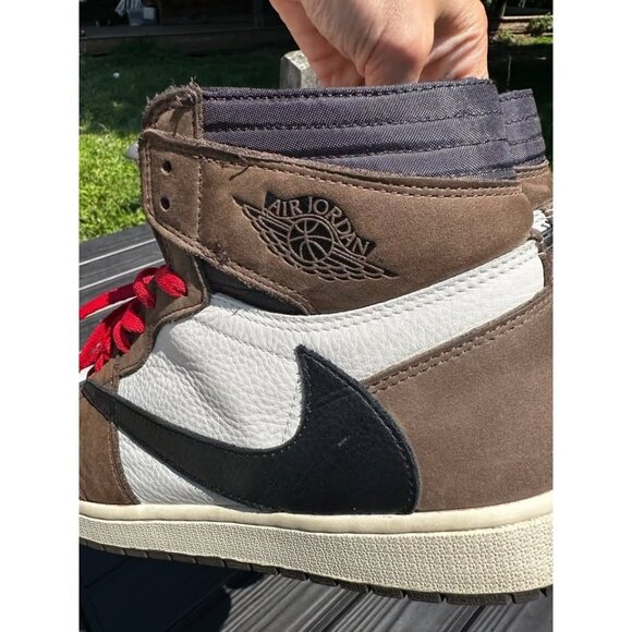 Air Jordan 1, Travis Scott Nike, Mocha. ‘Mens 13 - Picture 7 of 10